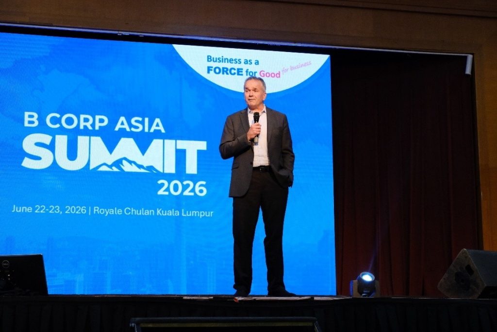 Bart W. Houlahan was speaking on stage with holding a microphone on hand